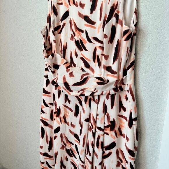 White House Black Market White Abstract Print Midi Sheath Dress - Size 12 - EUC - Picture 2 of 7